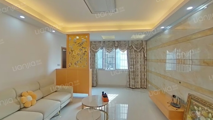 先锋银座二手房实景图