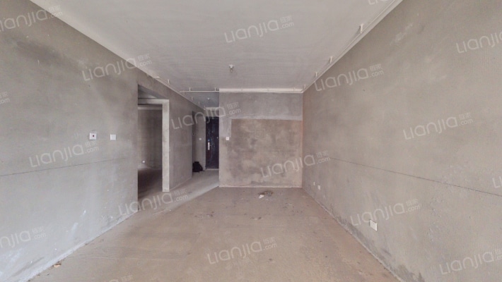 海伦国际二手房实景图