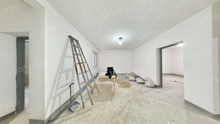 洁芳小区二手房实景图