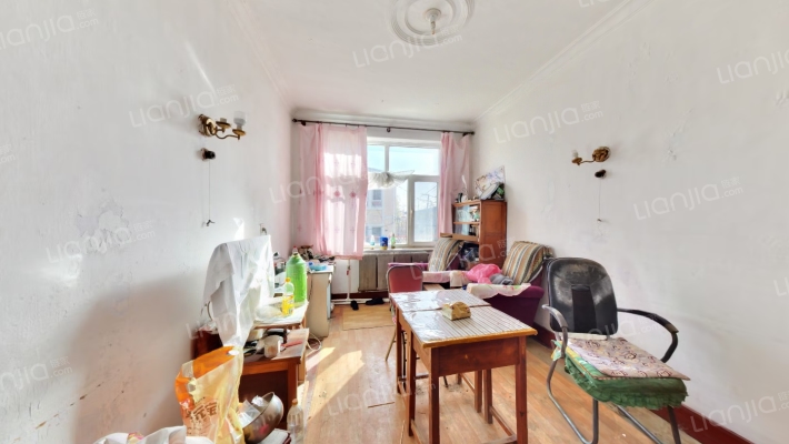 白山街二手房实景图