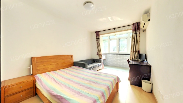 凌一小区二手房实景图