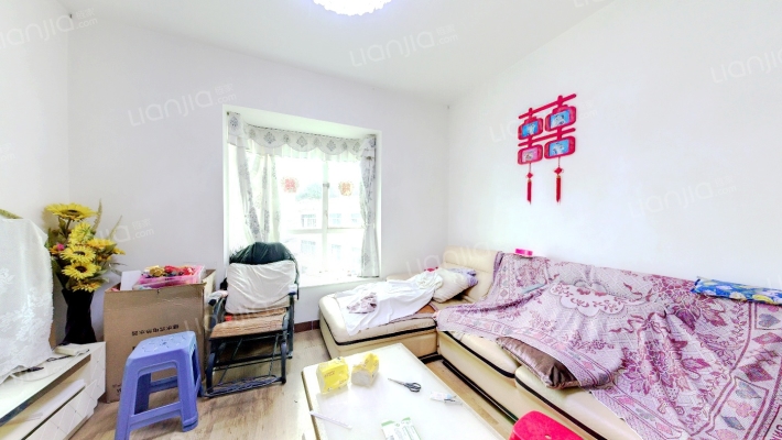 理想居二手房实景图