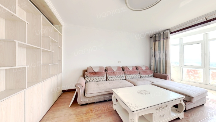 德福广场二手房实景图