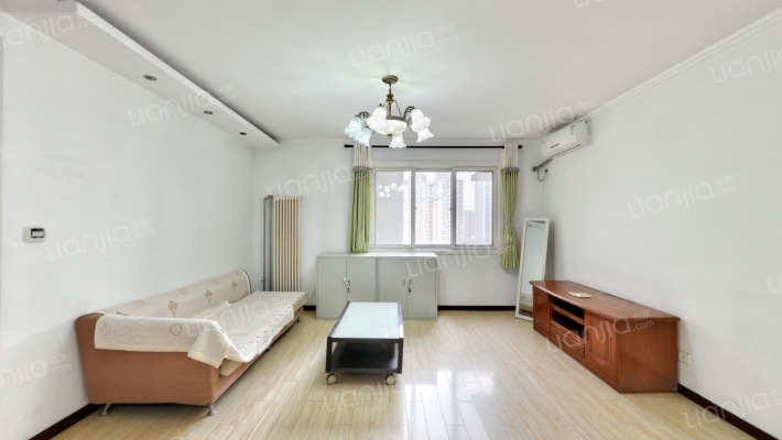 西铁南郊住宅小区二手房实景图