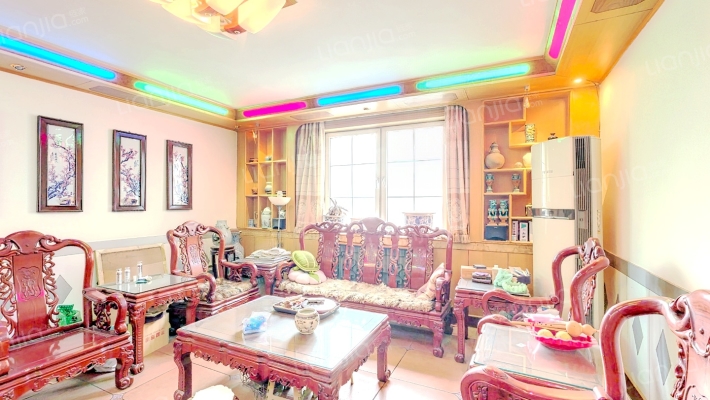 龙城小区二手房实景图