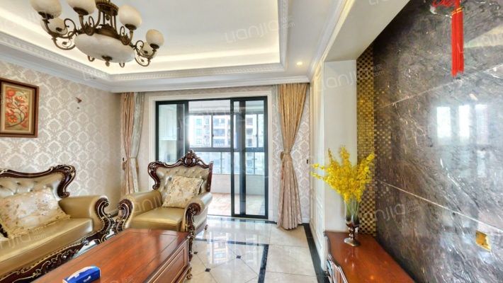 尚景翠苑二手房实景图