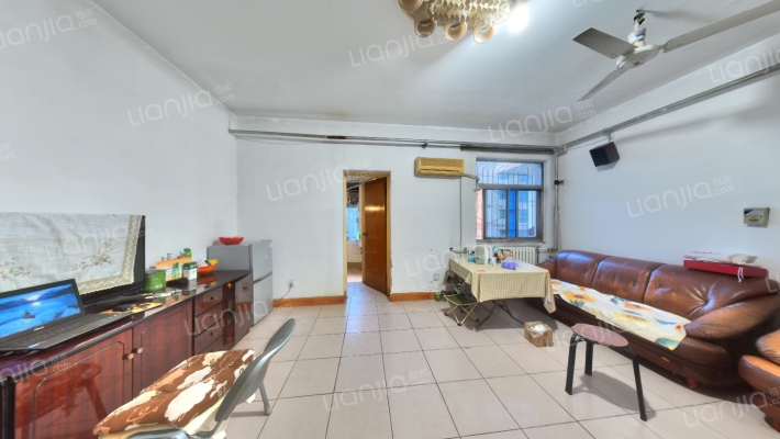 西安勘察测绘家属院二手房实景图