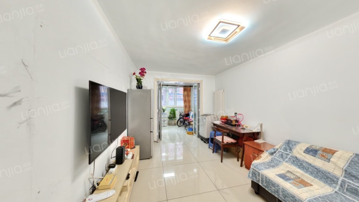 红波西里二手房实景图