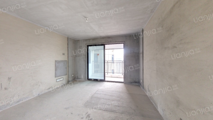 中国铁建梅溪青秀三期二手房实景图