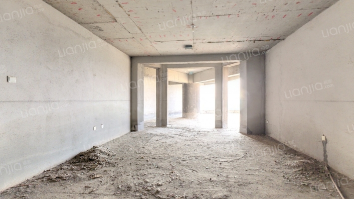 水岸龙玺二手房实景图