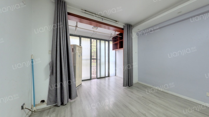 浦江世博家园十五街坊二手房实景图