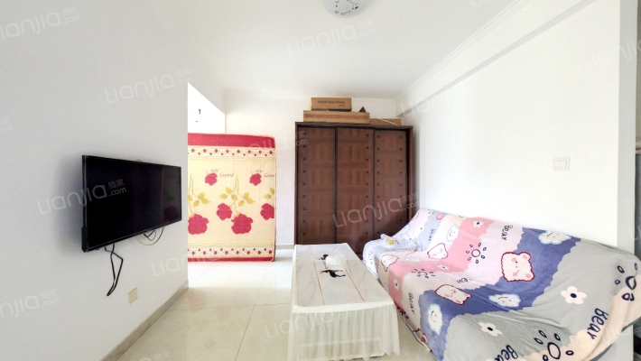 业主诚心出售，带装修，价格可议，中间楼层-客厅