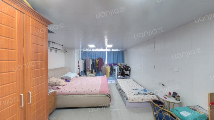 长郡旁牛津街二手房实景图