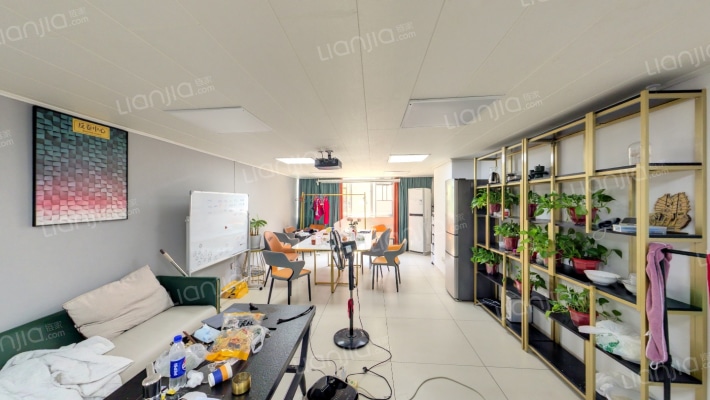 君临天厦小区二手房实景图