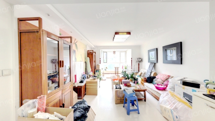 伊湾尊府二手房实景图