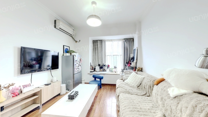 南棠蜜邸二手房实景图