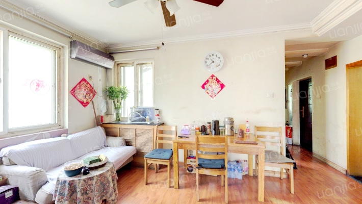 富卓苑二手房实景图