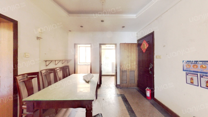 玉龙东村二手房实景图