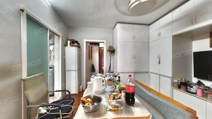 灵桥小区二手房实景图