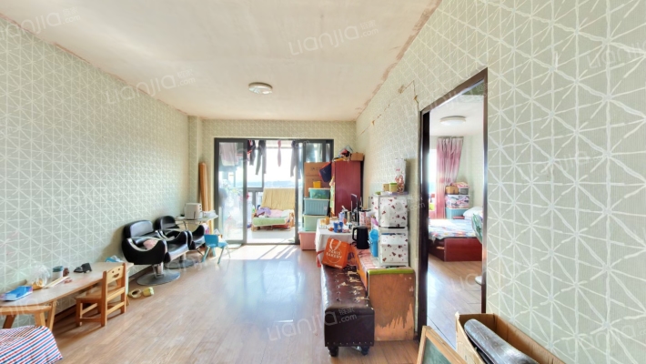 帝凯帝景园二手房实景图