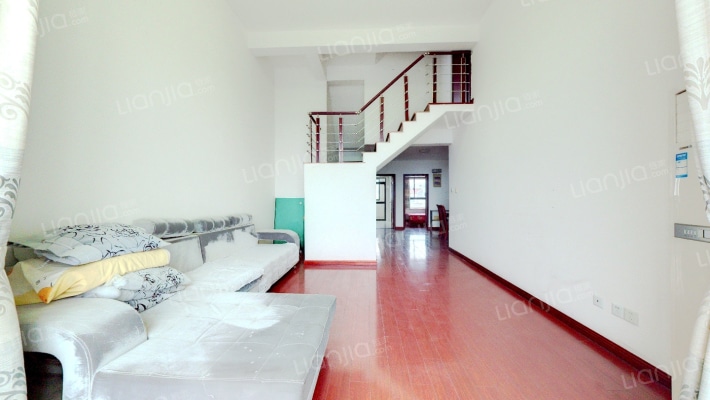 虞山国际花园二手房实景图