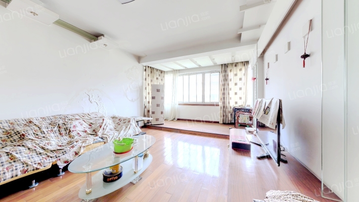 园丰村荷花苑小区二手房实景图