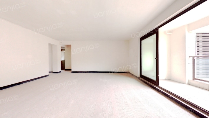 龙湖椿山2期1组团二手房实景图