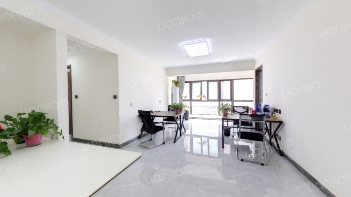 绿都澜湾梓园二手房实景图