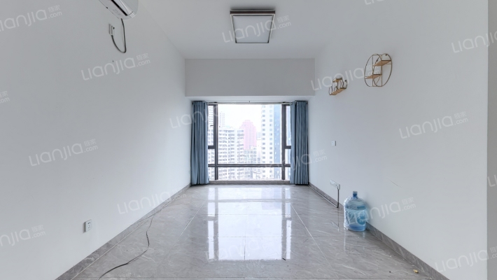 逸龙广场二手房实景图