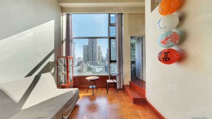 和乔丽致公寓二手房实景图