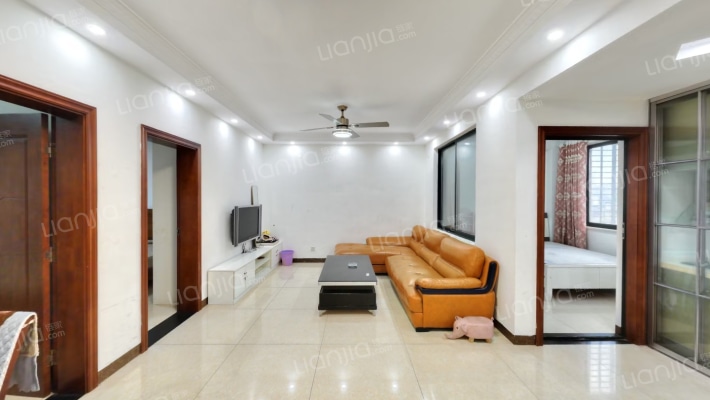 尊邸华庭二手房实景图