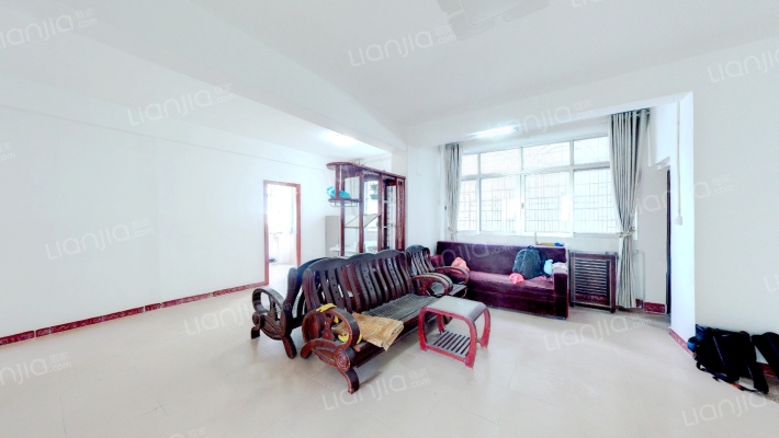 海鹏公寓二手房实景图