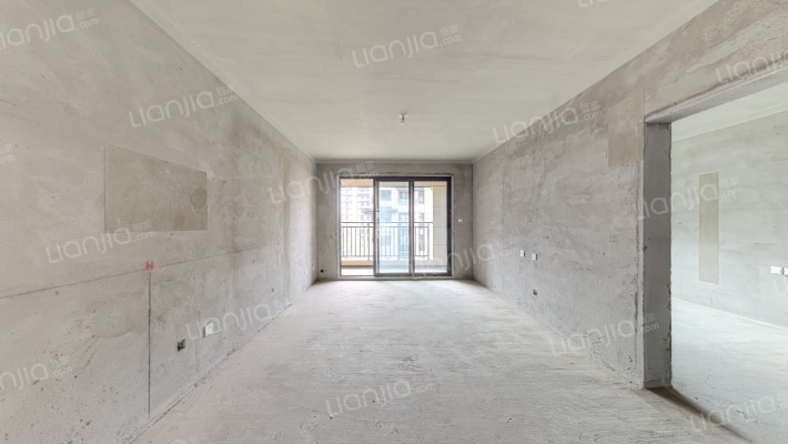 裕华行园二手房实景图