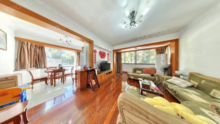 梅苑二手房实景图