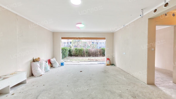 中铁建西派麟悦二手房实景图