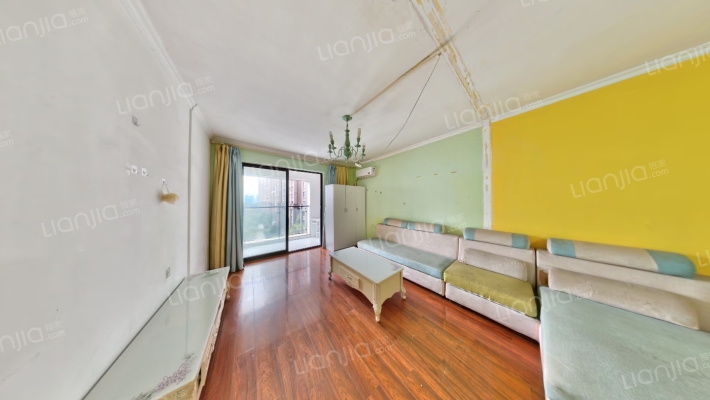 美城悦荣府二手房实景图