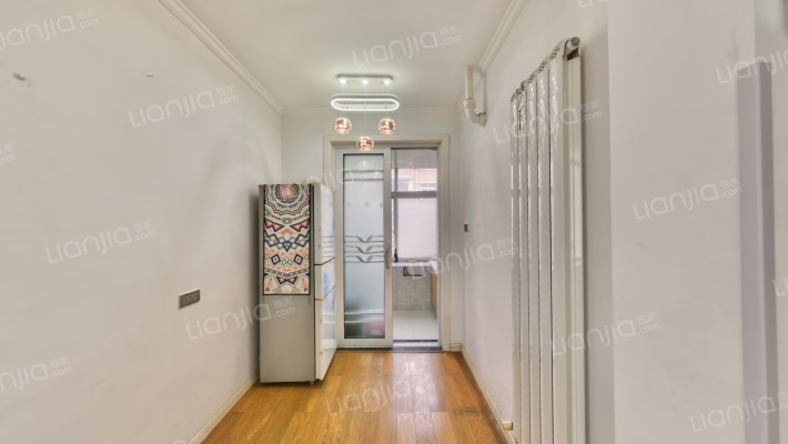 水利学校家属楼二手房实景图