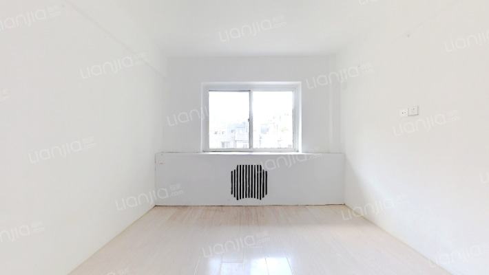 兴和街（三八广场）二手房实景图