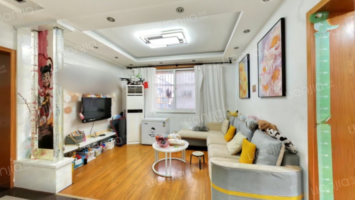 润泽新苑二手房实景图