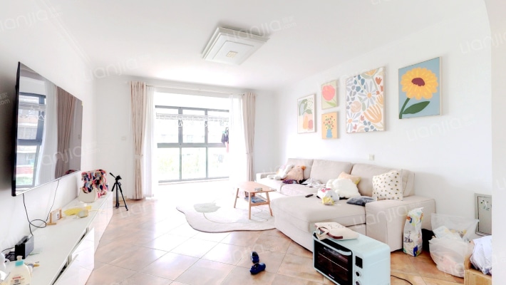 湖畔佳苑二手房实景图