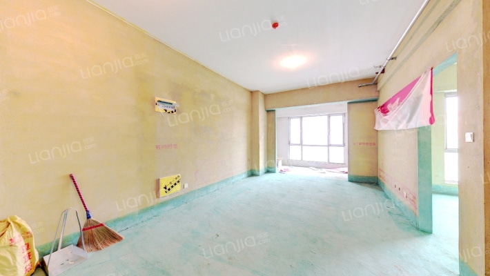 龙湖翡翠二手房实景图