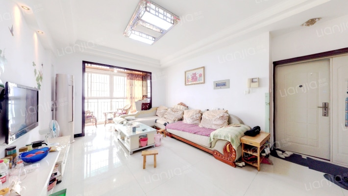 万家华庭二手房实景图