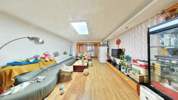 五世同堂街44号二手房实景图