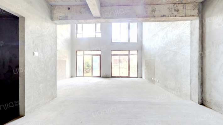 保利狮子湖檀香郡二手房实景图