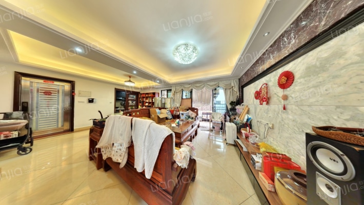 碧桂园凤凰城凤天苑二手房实景图