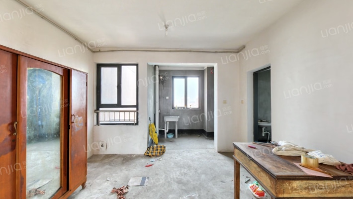 临芳苑四区二手房实景图