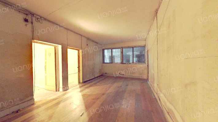 东方小区二手房实景图