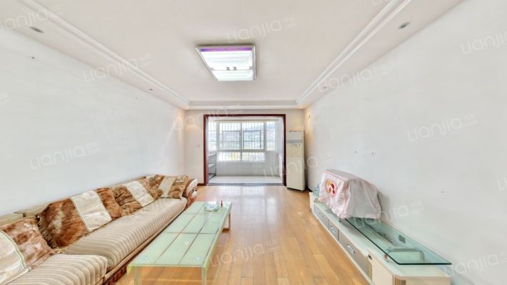 红卫小区二手房实景图