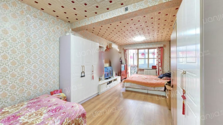 郁花园一里二手房实景图