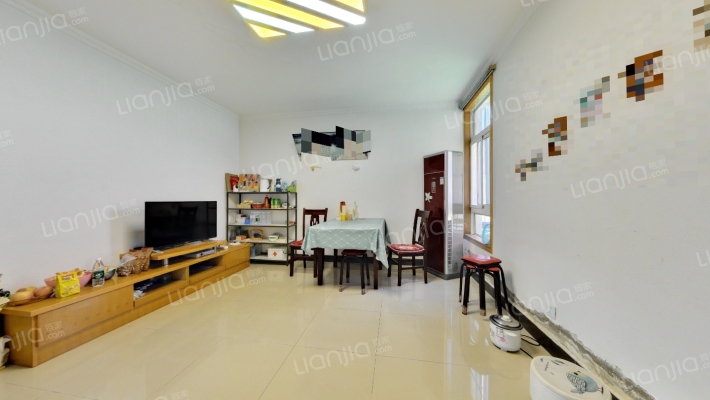 揽月山庄二手房实景图